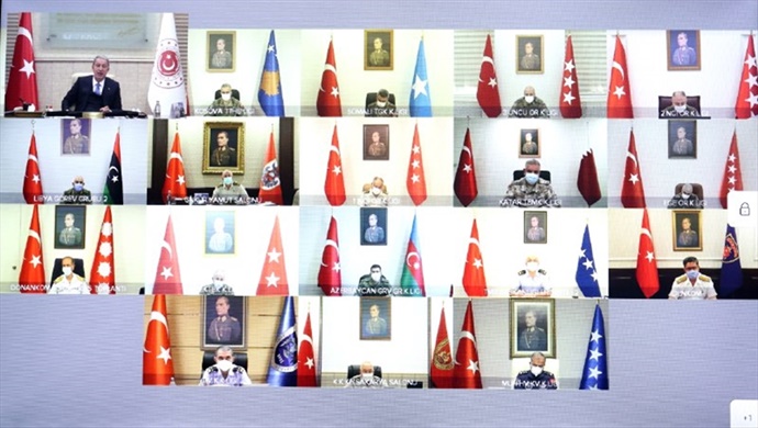 Millî Savunma Bakanı Hulusi Akar, Birlik Komutanları ile Video Telekonferans Toplantısı Yaptı