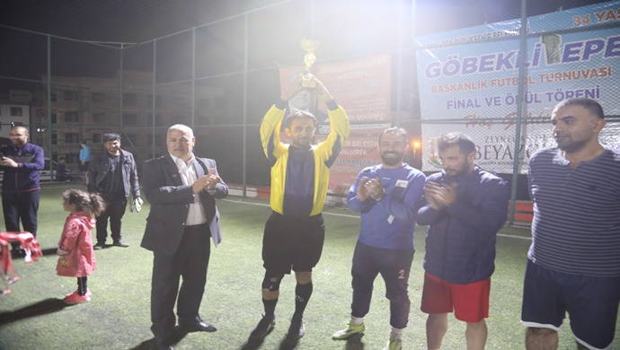 GÖBEKLİTEPE BAŞKANLIK HALI SAHA MAÇI KUPASINI OVABEYLİSPOR KAZANDI