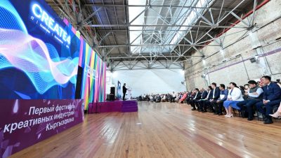 Президент Садыр Жапаров: Креативная экономика – это надежный путь к устойчивому развитию нашего народа через творчество, придающий новый импульс и новые краски нашим ценностям