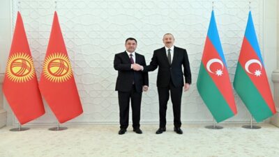 Президент Садыр Жапаров встретился с Президентом Азербайджана Ильхамом Алиевым в формате тет-а-тет