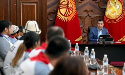 Президент Садыр Жапаров встретился с кыргызстанскими призерами XXIV летних Сурдлимпийских игр в Бразилии