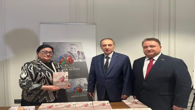 Haydar Aliyev kitap ve belgeseli, Kırgızistan ve Romanya’dan sonra Özbekistan’da da büyük ilgi gördü