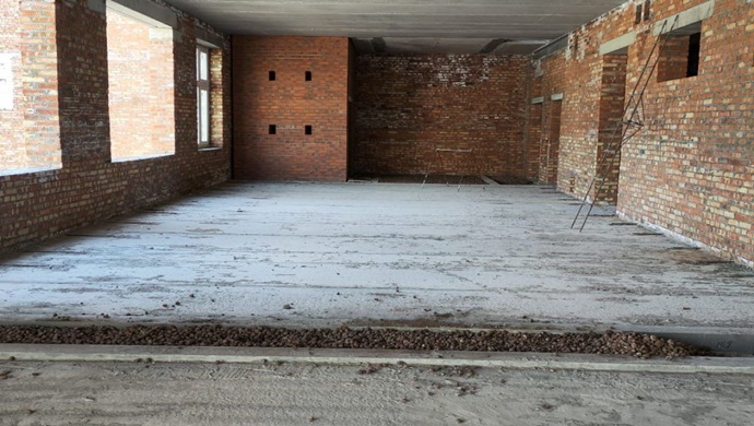 Okullar, FAP’ler, Yollar ve Bahçeler: Birleşik Rusya, Bölgelerdeki Halk Programı Tesislerinin İnşaat ve Onarımındaki İlerlemeyi Değerlendiriyor