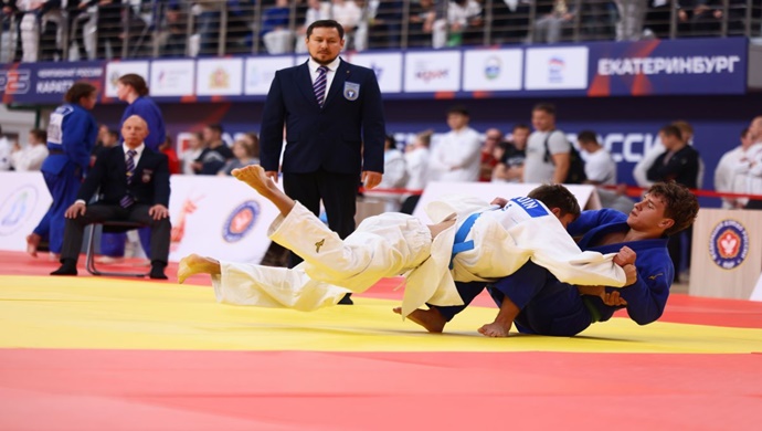 Birleşik Rusya, Yekaterinburg’da düzenlenen Ural Federal Bölge Judo Şampiyonası’nı destekledi