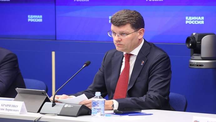 Birleşik Rusya, teknolojik gelişmeyi hızlandırmak ve yerli üreticileri desteklemek için bazı önlemler önerdi