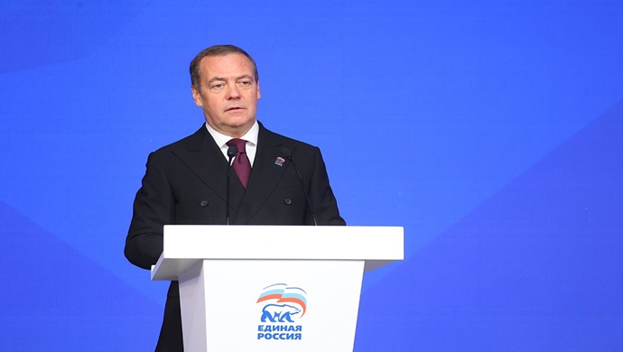 Дмитрий Медведев: «Единая Россия» – абсолютный лидер среди российских партий по уровню представительства на муниципальном уровне