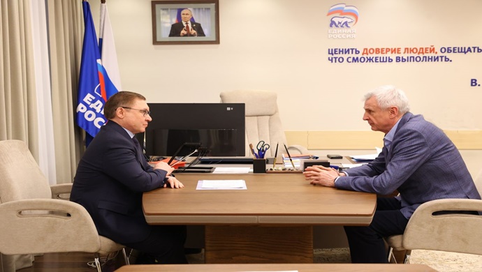 Владимир Якушев и Сергей Носов обсудили приоритетные направления работы «Единой России» в Магаданской области