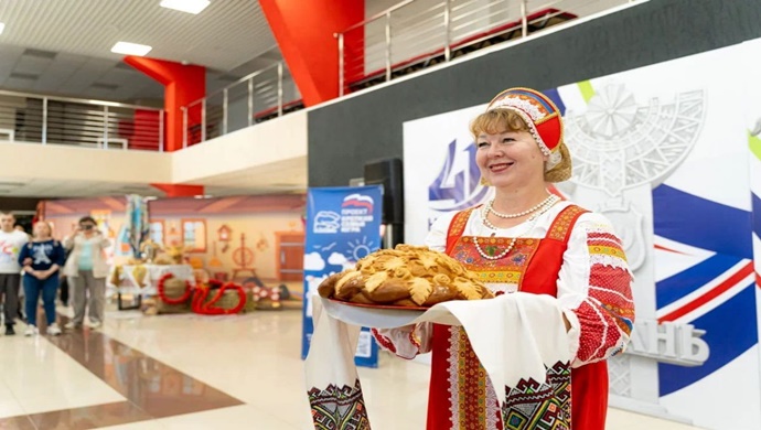 “Küçük Vatanın Kültürü” parti projesi kapsamında Nyagan’da (Khanty-Mansi Özerk Bölgesi) bir gastronomi etno-festivali düzenlendi